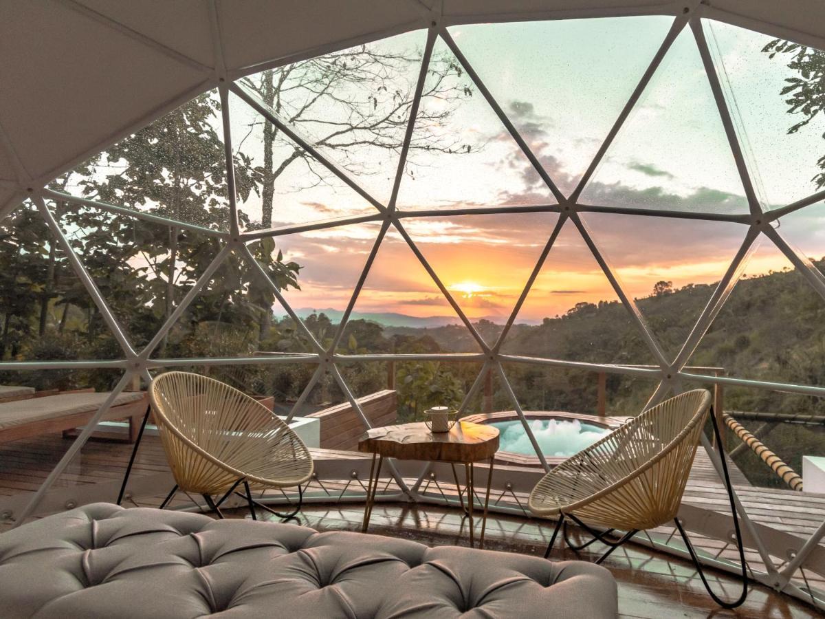 Nazca Glamping Hotell Villamaría Exteriör bild